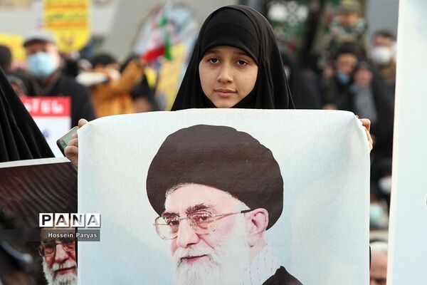 یوم الله نهم دی در میدان امام حسین (ع)