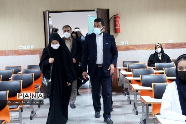 تجلیل از دانش‌آموزان برتر مدارس استعدادهای درخشان استان بوشهر