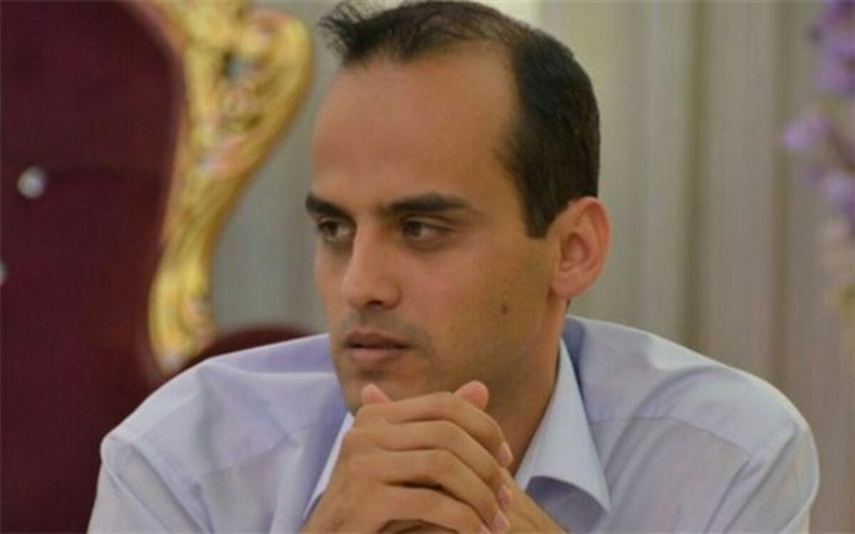 کسی که ریاضی و منطق خوانده باشد، می‌تواند در بحث‌های ستادی و فکری موفق باشد