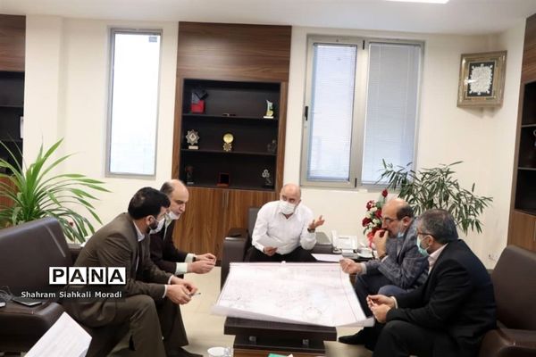 نشست مدیران شرکت گاز استان با نماینده قزوین