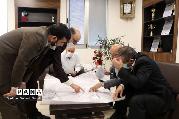 نشست مدیران شرکت گاز استان با نماینده قزوین