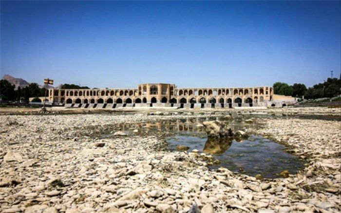 مخبر مصوبه‌ای درباره خشکسالی در اصفهان ابلاغ کرد