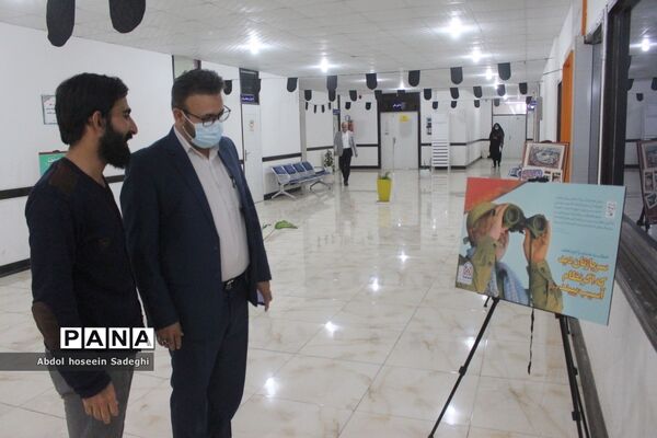 نمایشگاه عکس شهید سپهبد حاج قاسم سلیمانی در اداره‌کل آموزش و پرورش استان بوشهر