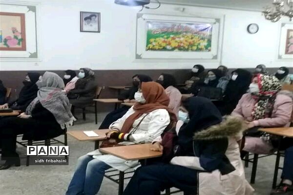 جلسه آموزش خانواده با موضوع هدایت تحصیلی