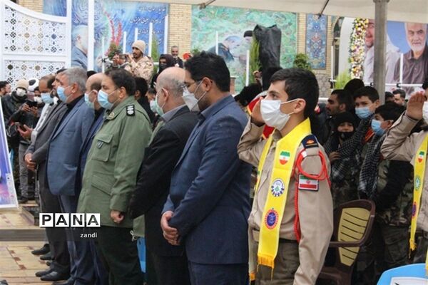 حضور تشکلات دانش‌آموزی در گلزار شهدا کرمان