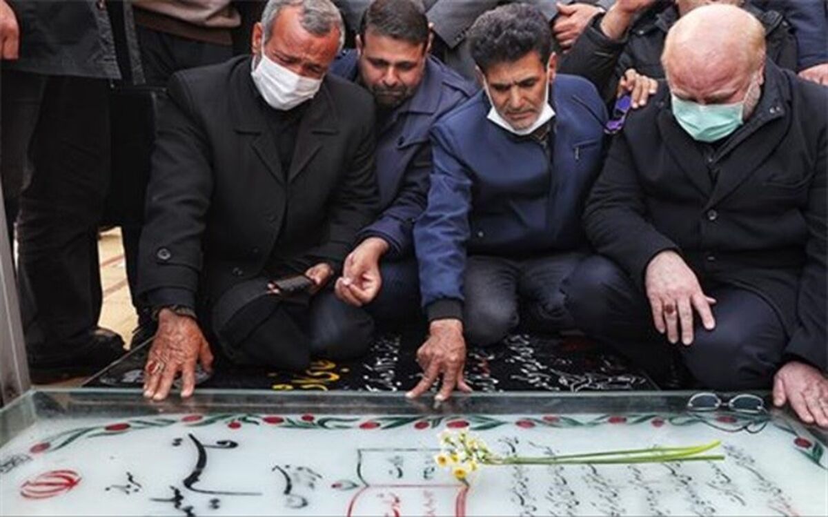 ادای احترام رئیس مجلس به مقام شامخ شهیدسلیمانی