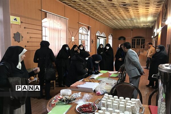 ستاد اجرایی اکران فیلم مرد نقره ای در کانون فرهنگی و تربیتی فجر