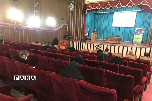 ستاد اجرایی اکران فیلم مرد نقره ای در کانون فرهنگی و تربیتی فجر