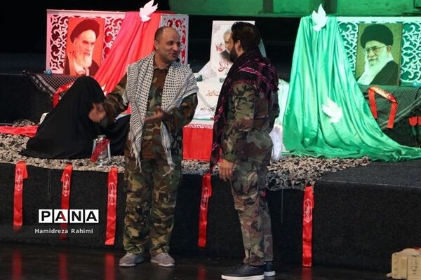 برگزاری کنگره ۲۰۰۰ شهید منطقه ۱۵ تهران