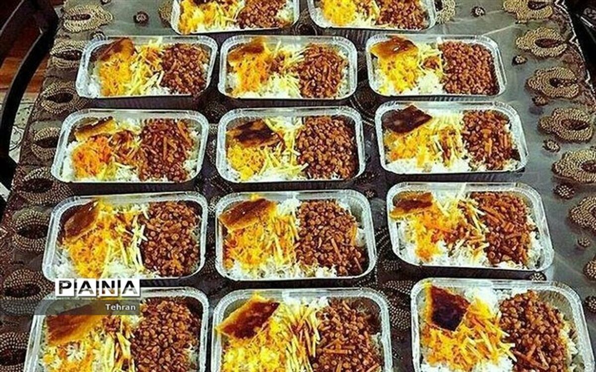 توزیع ۶۰۰ پرس غذای گرم در مرکز نیکوکاری امیران