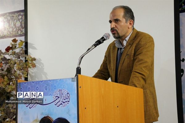 برگزاری شب شعر آیینی سلسله شهادت در آموزش و پرورش ناحیه سه مشهد