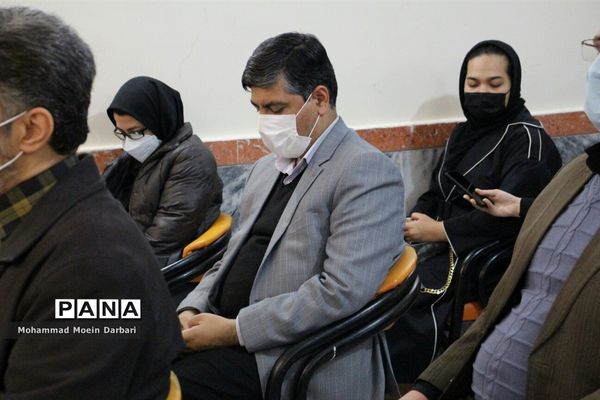 برگزاری شب شعر آیینی سلسله شهادت در آموزش و پرورش ناحیه سه مشهد