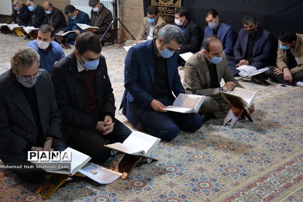 برگزاری مجلس یادبود شهید دلها حاج قاسم سلیمانی در آموزش و پرورش ناحیه یک مشهد