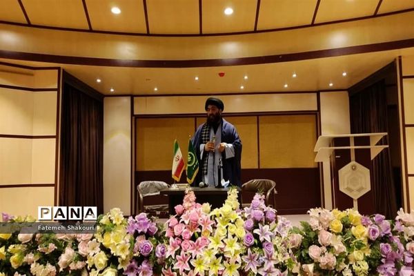 گردهمایی بزرگ بانوان فاطمی درشهرستان اسلامشهر