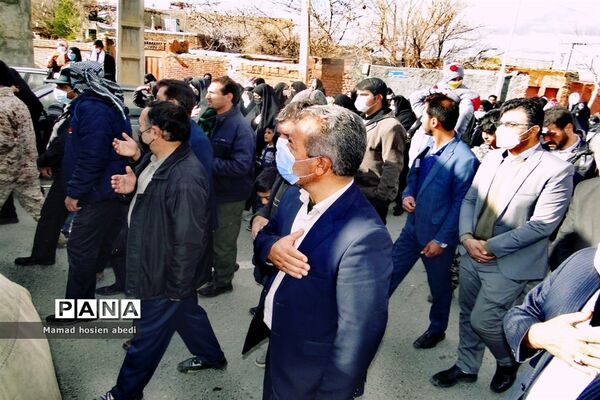 تشییع پیکر شهدای تازه تفحص شده دوران هشت سال دفاع مقدس در چرمهین استان اصفهان