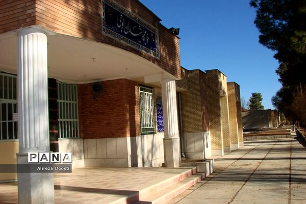 فضای زمستانی اردوگاه شهید آیت اله دستغیب در شیراز