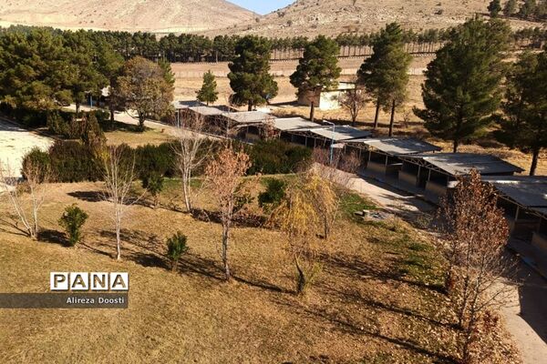 فضای زمستانی اردوگاه شهید آیت اله دستغیب در شیراز