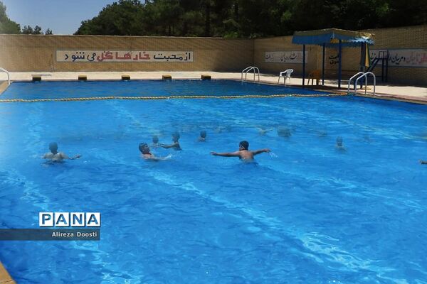 فضای زمستانی اردوگاه شهید آیت اله دستغیب در شیراز