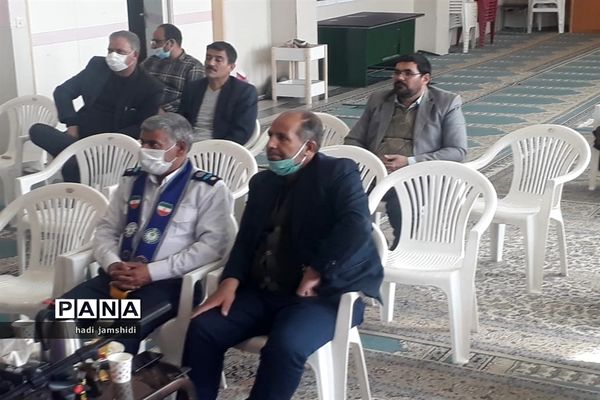 برگزاری جلسه هم‌اندیشی مربیان منطقه جرقویه علیا