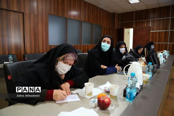 نشست تببین برنامه‌های اجرایی حوزه مشاوره و مراقبت در برابر آسیب‌های اجتماعی
