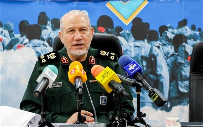 سرلشکر صفوی: مکتب سلیمانی به‌صورت ۲ واحد اختیاری در دانشگاه‌ها تدریس شود