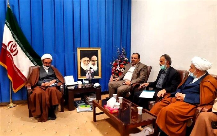 ادارات استان زیر ساخت های اقامه نماز را فراهم کنند
