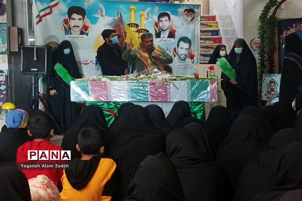 نخستین روز از میهمانی شهدای گمنام در مدارس زاهدان