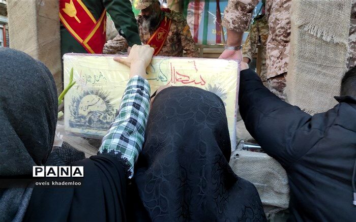 در آن نفس که بمیرم در آرزوی تو باشم