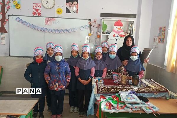 برگزاری جشن قرآن در مدارس ابتدایی آموزش و پرورش رودهن