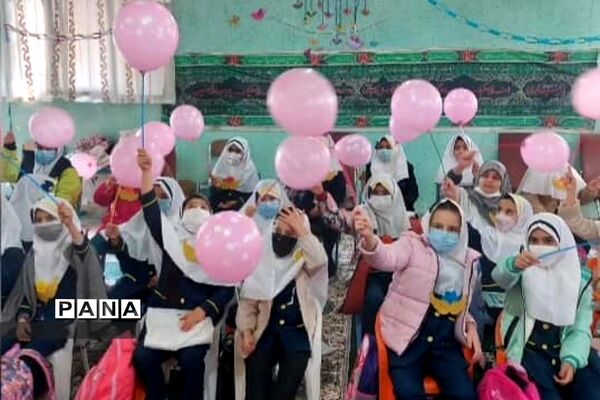 برگزاری جشن قرآن در مدارس ابتدایی آموزش و پرورش رودهن