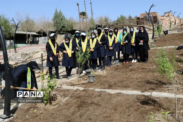 آیین گرامیداشت روز درختکاری و هفته منابع طبیعی در خوزستان
