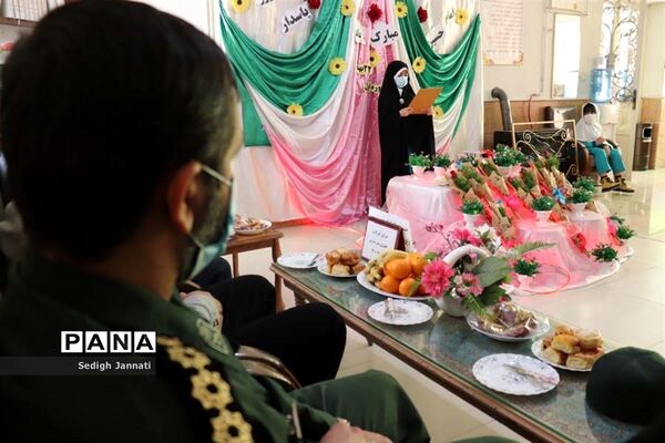 آیین گرامیداشت روز پاسدار در مدارس شهرستان آباده