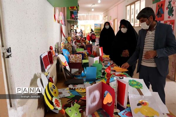 آیین گرامیداشت روز پاسدار در مدارس شهرستان آباده