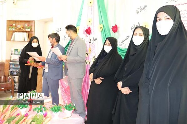 آیین گرامیداشت روز پاسدار در مدارس شهرستان آباده