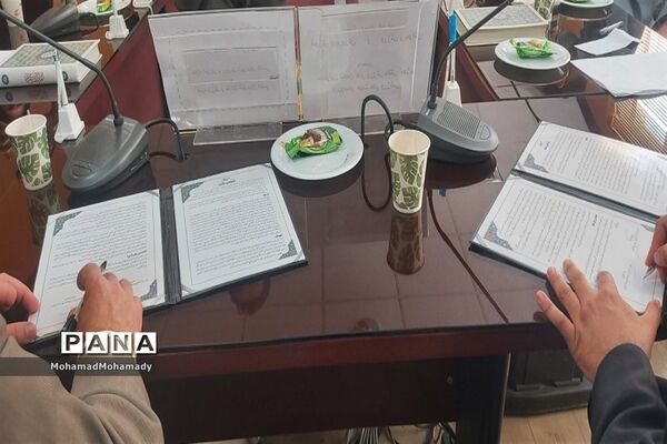 امضای تفاهم‌نامه همکاری اداره ورزش و جوانان با آموزش و پرورش کاشمر