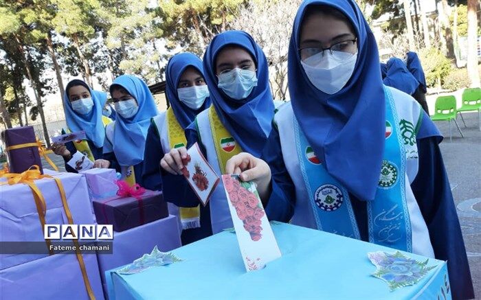جشن نیکوکاری به رسم مهربانی و همدلی در منطقه ۱۳ برگزار شد