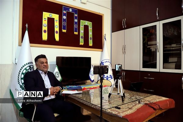 وبینار آموزش تشکیلاتی ویژه مربیان و دانش‌آموزان تشکیلاتی مدارس شهر تهران