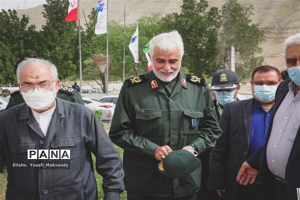 رونمایی از تندیس شهید سپهبد حاج قاسم سلیمانی در شهرستان امیدیه