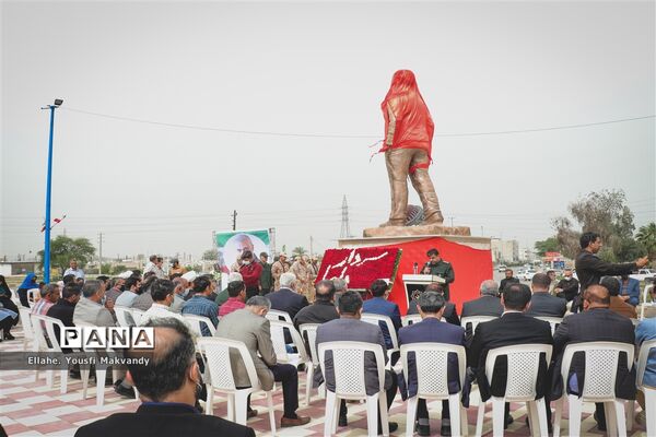 رونمایی از تندیس شهید سپهبد حاج قاسم سلیمانی در شهرستان امیدیه