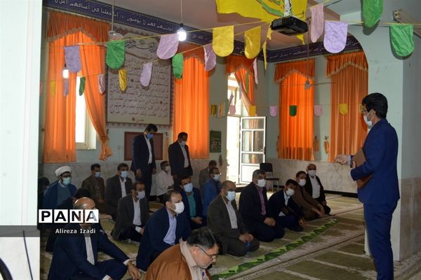 تجلیل از جانبازان فرهنگی دفاع مقدس در اداره کل آموزش و پرورش استان بوشهر