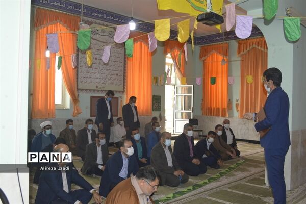 تجلیل از جانبازان فرهنگی دفاع مقدس در اداره کل آموزش و پرورش استان بوشهر
