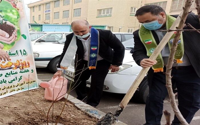ضرورت حفظ منابع‌طبیعی به عنوان  روش زندگی همگان