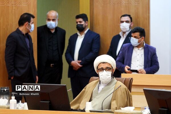 جلسه قرارگاه عملیاتی ستاد ملی مبارزه با کرونا