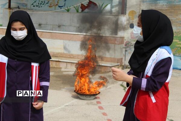مانور آموزش مخاطرات چهارشنبه‌سوری، دبیرستان دخترانه تیزهوشان یاسوج