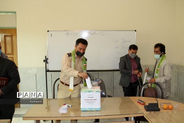 نهمین دوره انتخابات اعضا و هفتمین دوره انتخابات مربیان سازمان دانش‌آموزی در شهرکرد