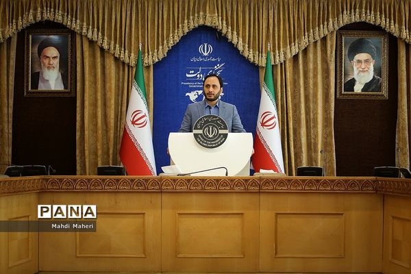 نشست خبری سخنگو‌ی دولت