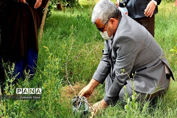 آیین درختکاری در ناحیه 2 اهواز