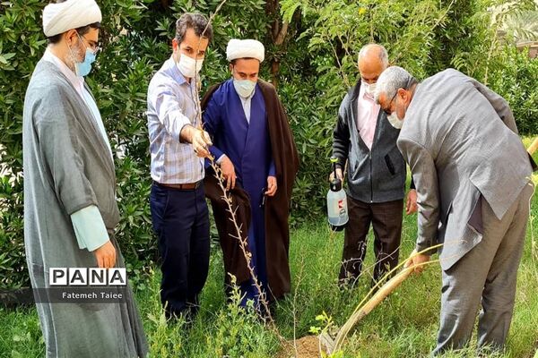 آیین درختکاری در ناحیه 2 اهواز