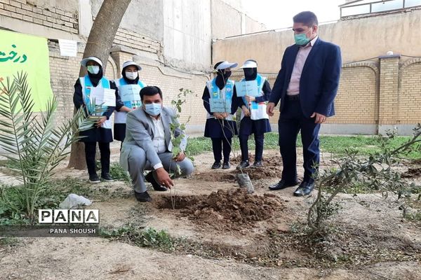 آیین هفته درختکاری در شهرستان شوش