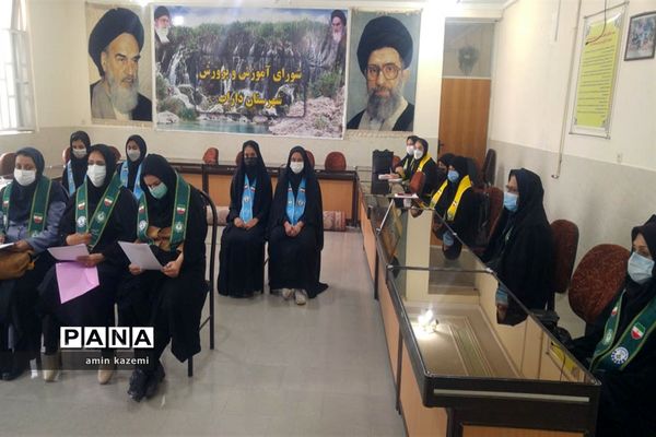 مناظره دانش‌آموزی پیشتازان داراب